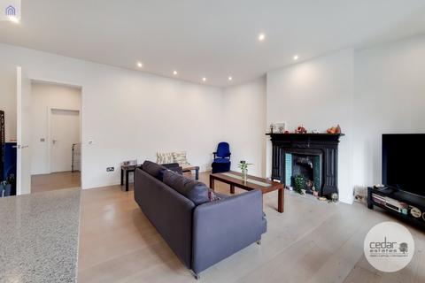 2 bedroom flat to rent, Goldhurst Terrace, South Hampstead NW6