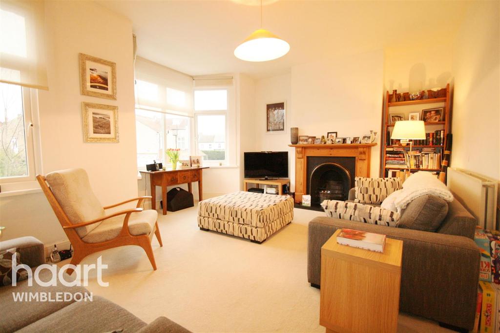 Richmond Road, SW20 2 bed £1,395 pcm (£322 pw)