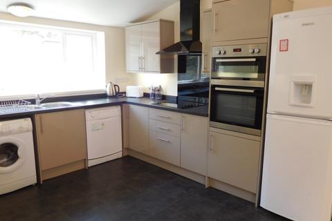 7 bedroom terraced house to rent - St Georges Terrace, Jesmond, Newcastle upon Tyne NE2