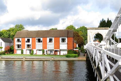 undefined, Tierney Court, Marlow, SL7 2BL