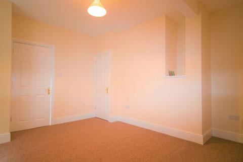 1 bedroom ground floor flat to rent - Cross Street, Abergavenny