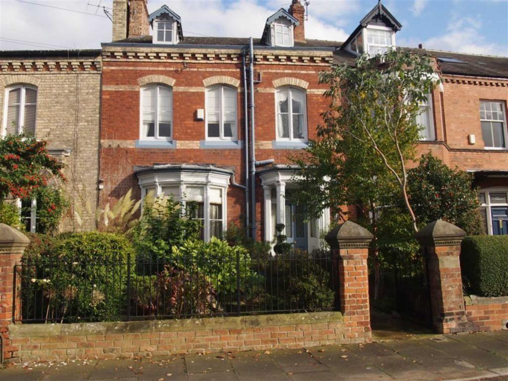 Pierremont Crescent, Darlington 6 bed townhouse £330,000