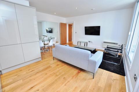 3 bedroom apartment to rent - 105, Chaucer Building, Newcastle Upon Tyne