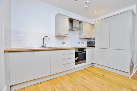 3 bedroom apartment to rent - 105, Chaucer Building, Newcastle Upon Tyne