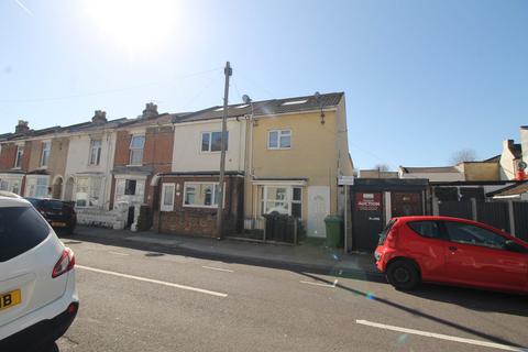 2 bedroom ground floor flat to rent, Hudson Road, Southsea