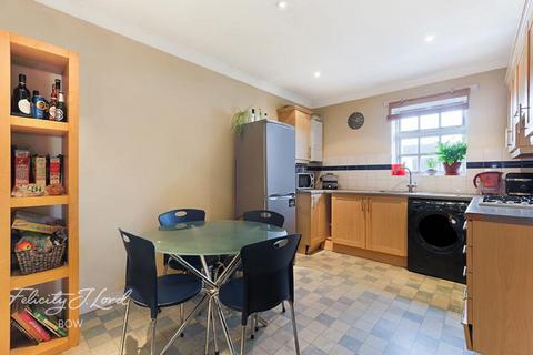 2 bedroom apartment to rent, St Pauls Way, LONDON
