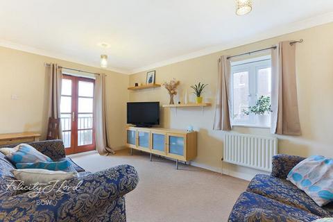 2 bedroom apartment to rent, St Pauls Way, LONDON