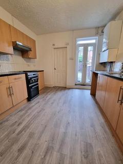 2 bedroom terraced house to rent, 60 Chetwode Street, Crewe, CW1