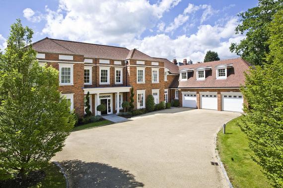 Nuns Walk Virginia Water Surrey Gu25 6 Bed House To Rent