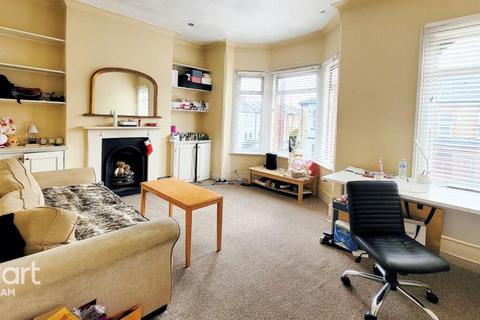 1 bedroom end of terrace house to rent, 47 Rosebery Road, Clapham Park