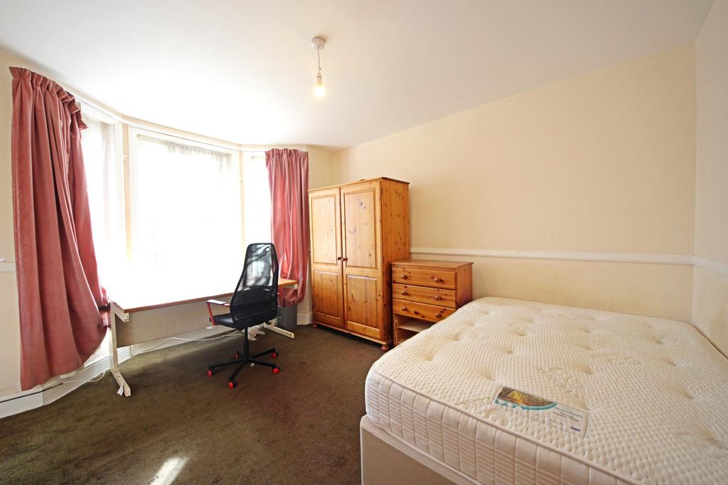Bed 1
