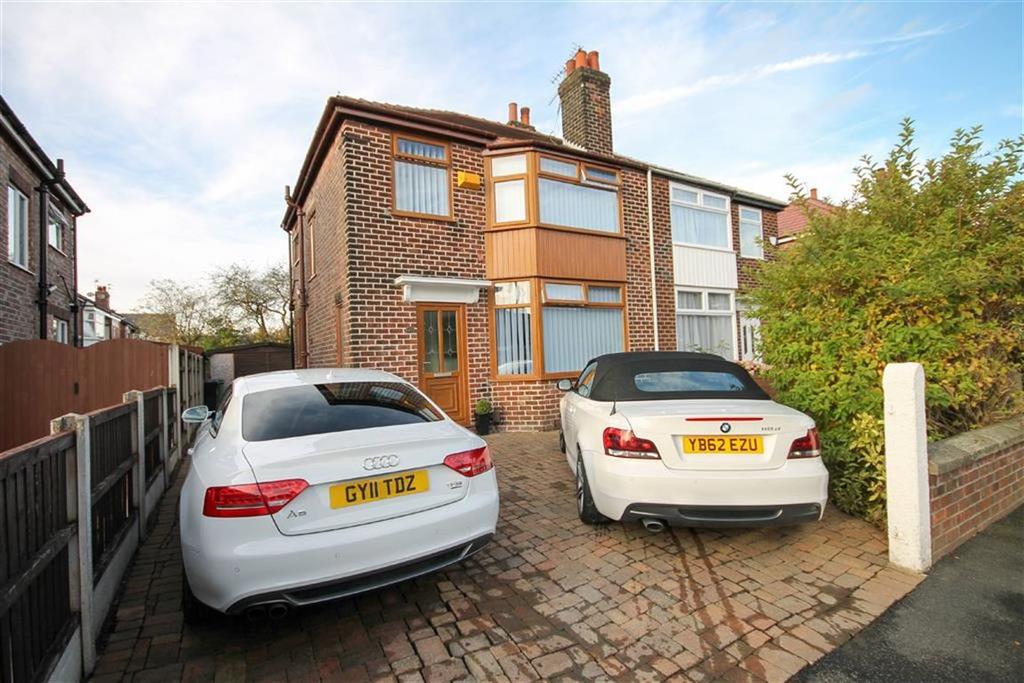 Edale Avenue, Reddish 3 bed semidetached house £179,950