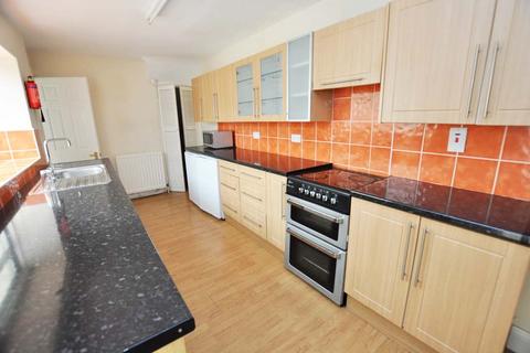 7 bedroom terraced house to rent - Holly Avenue, Jesmond, Newcastle Upon Tyne