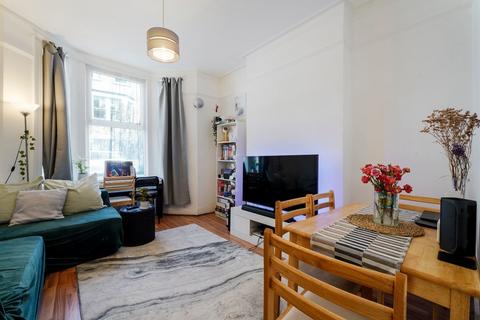 2 bedroom ground floor flat for sale, Hormead Road , Maida Vale