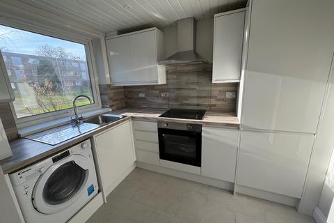 2 bedroom apartment to rent - Cloverley, 108 Brooklands Road, Sale M33