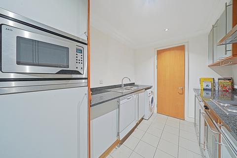 1 bedroom flat to rent, Swan Court, Star Place, London
