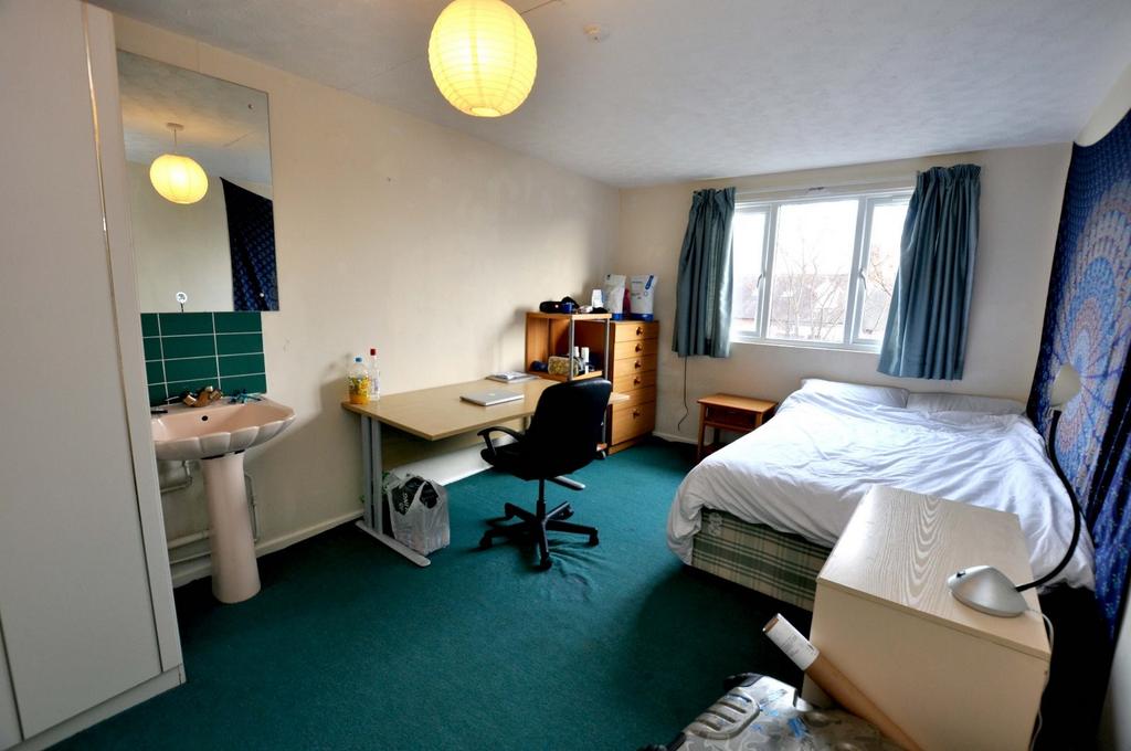 Bed 12