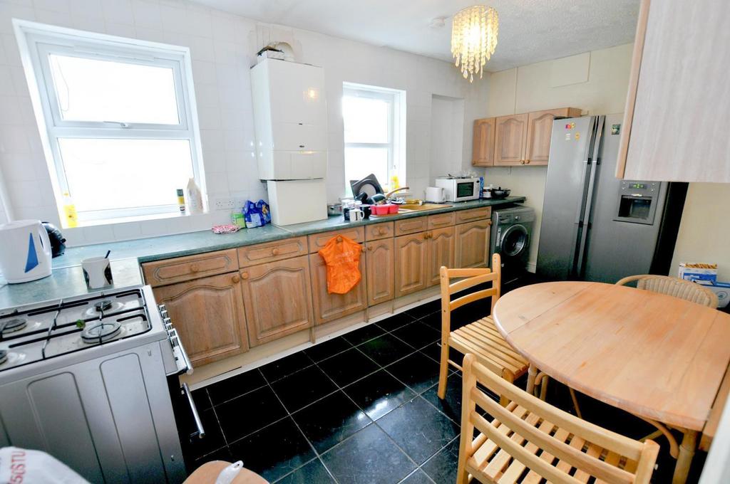 Kitchen 1