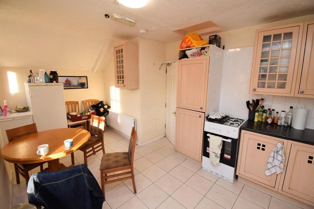 Kitchen 2