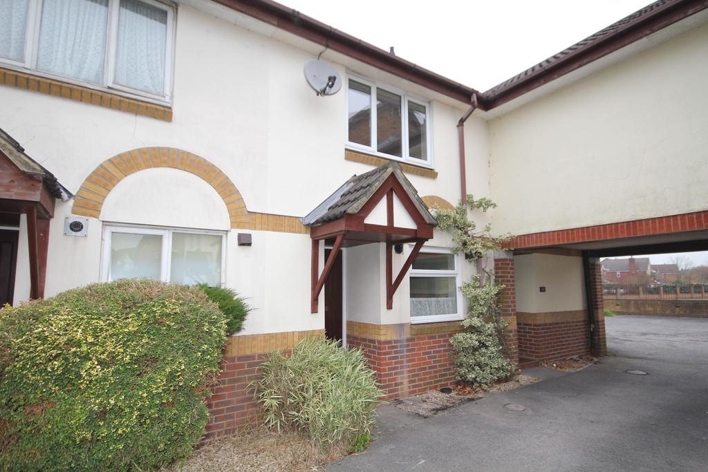 Summers Mead, Brimsham Park, Yate, Bristol BS37 7RB 2 bed terraced