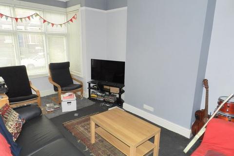 Knowle Road, LS4