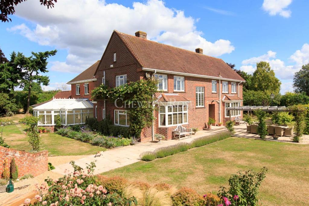 West Bergholt 5 bed detached house £1,295,000