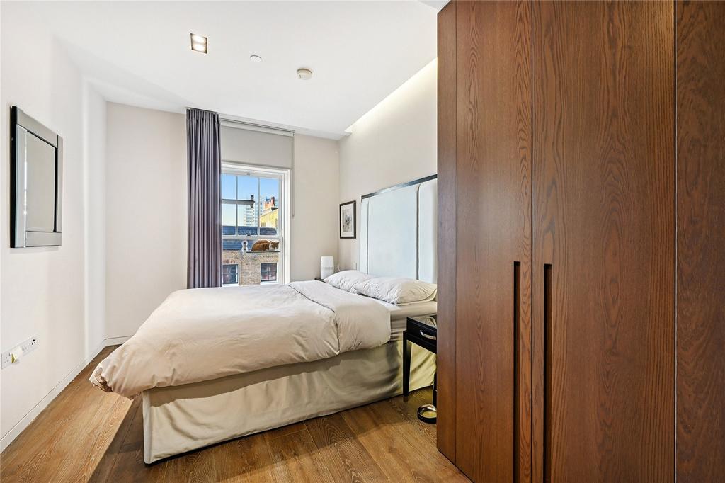 Apartment in Fitzrovia - View 4