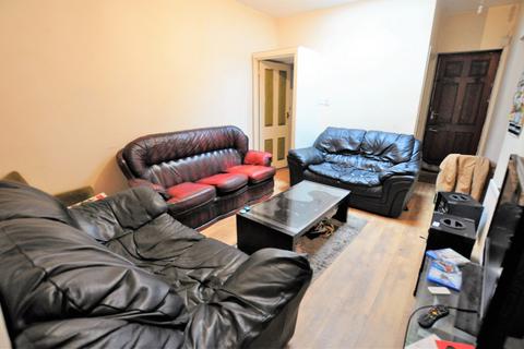 8 bedroom terraced house to rent, Manor House Road, Jesmond, Newcastle Upon Tyne
