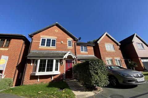 4 bedroom detached house to rent, Hornbeam Close , Crewe