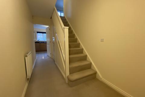 4 bedroom detached house to rent, Hornbeam Close , Crewe