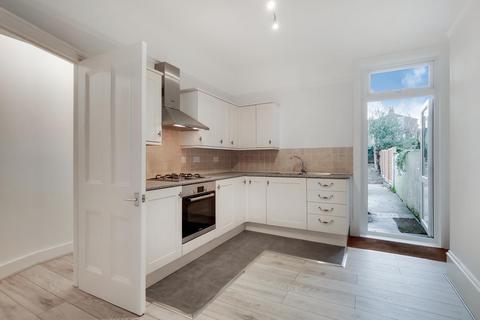 1 bedroom flat to rent, Whitbread Road, Brockley, SE4
