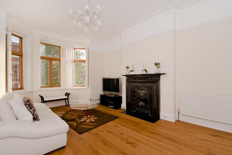 3 bedroom flat to rent, Elgin Mansions, Elgin Avenue, Little Venice, London