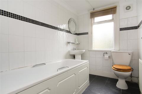 2 bedroom flat to rent, Tomlins Grove, Bow, London, E3
