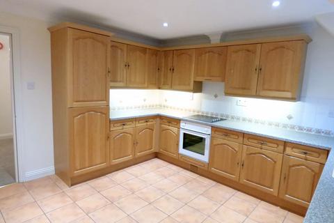 2 bedroom flat to rent, Forest End, Nutley TN22