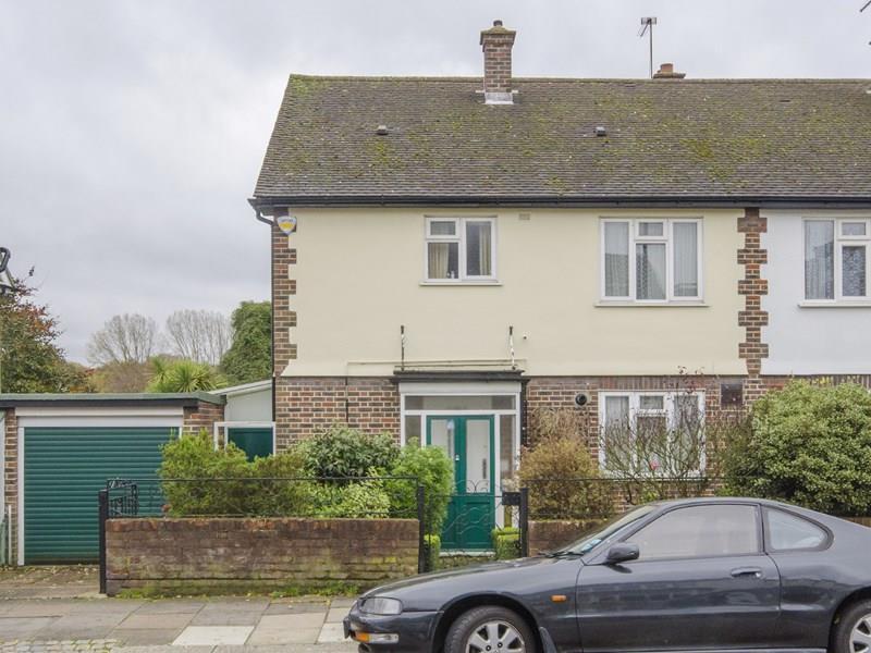 Lauradale Road, East Finchley, N2 3 bed semidetached house £1,175,000