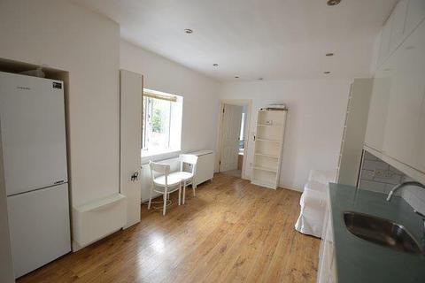 undefined, Town End Street, Godalming GU7