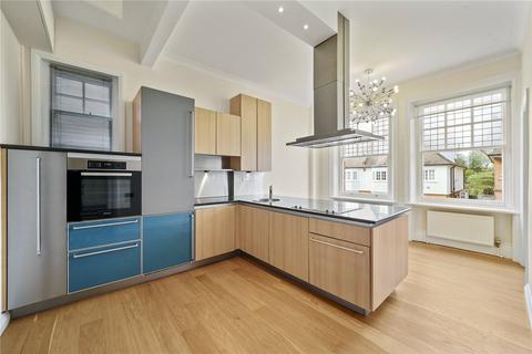 3 bedroom flat to rent, Kidderpore Gardens, London
