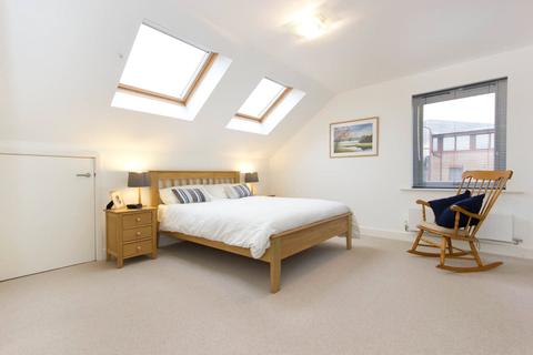 2 bedroom apartment to rent - Kings Keep, Castle Street, Cambridge
