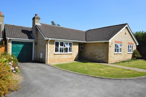 3 bedroom bungalow to rent, Ashtead