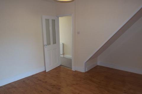 3 bedroom property to rent, Providence Terrace, Chippenham