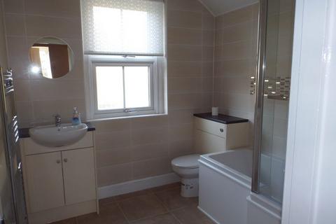 3 bedroom property to rent, Providence Terrace, Chippenham