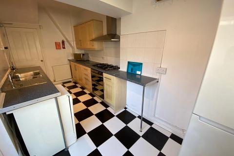 3 bedroom end of terrace house to rent, Fern Avenue, Jesmond, Newcastle upon Tyne NE2