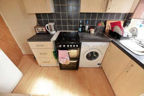 4 bedroom house to rent - Lumley Place