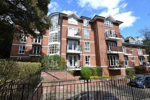 2 bedroom apartment to rent, Widmore Road, Bromley