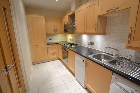 2 bedroom apartment to rent, Widmore Road, Bromley