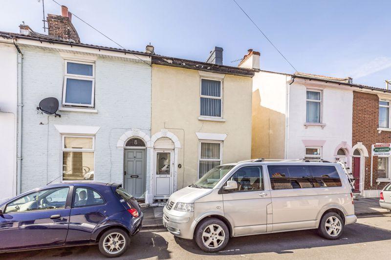 Leopold Street, Southsea 2 bed terraced house £900 pcm (£208 pw)