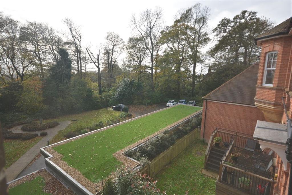 Grange Road, Hastings, East Sussex 2 bed apartment £172,500