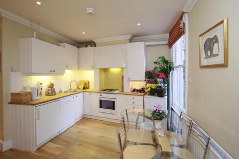 2 bedroom flat to rent, Querrin Street, London