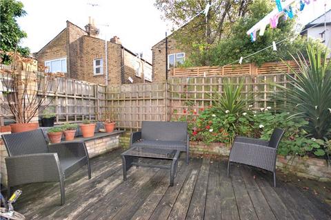 2 bedroom flat to rent, Querrin Street, London