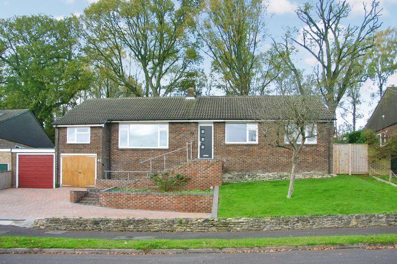 Brook Way, Romsey 4 bed detached bungalow £425,000